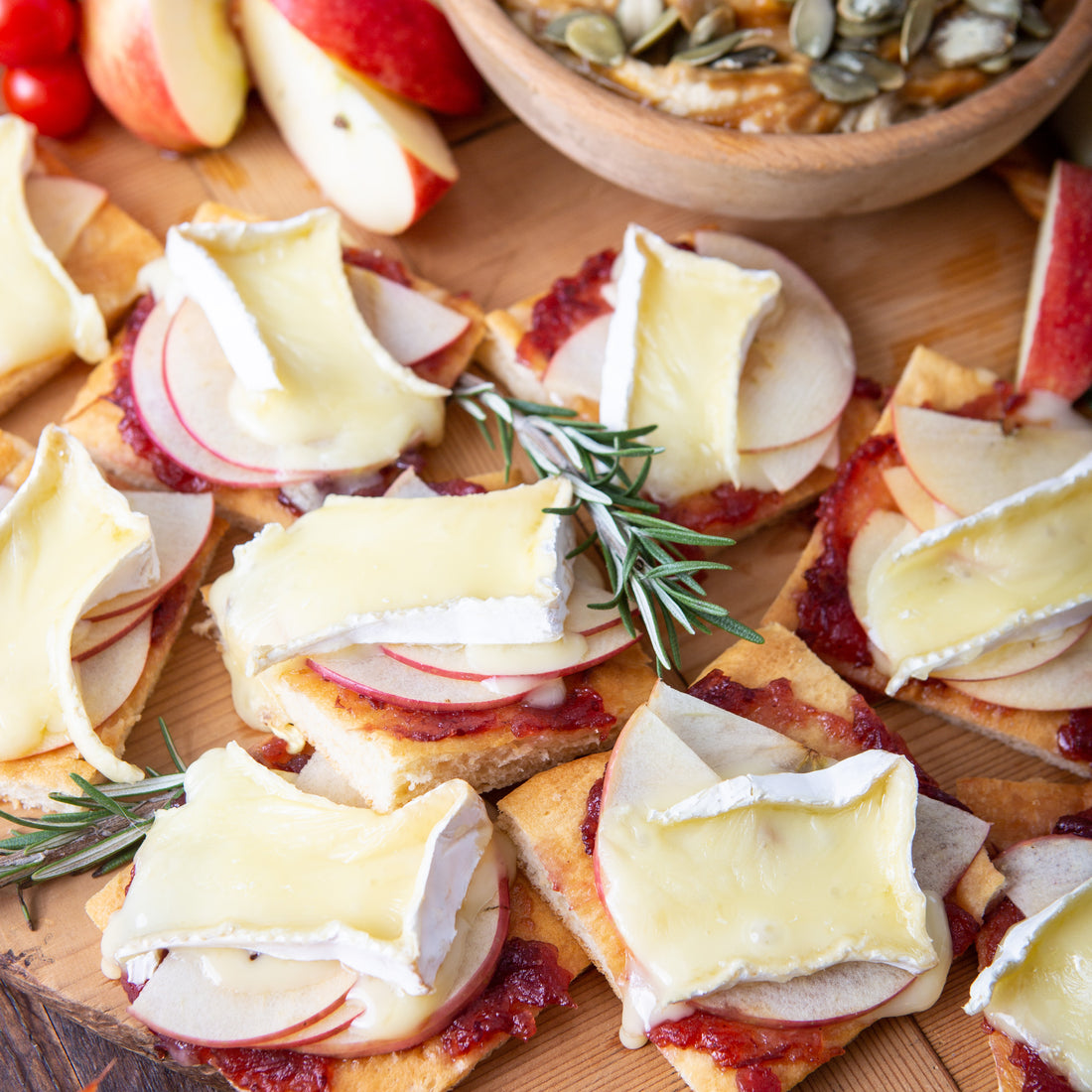 Cranberry Relish Brie Pizza